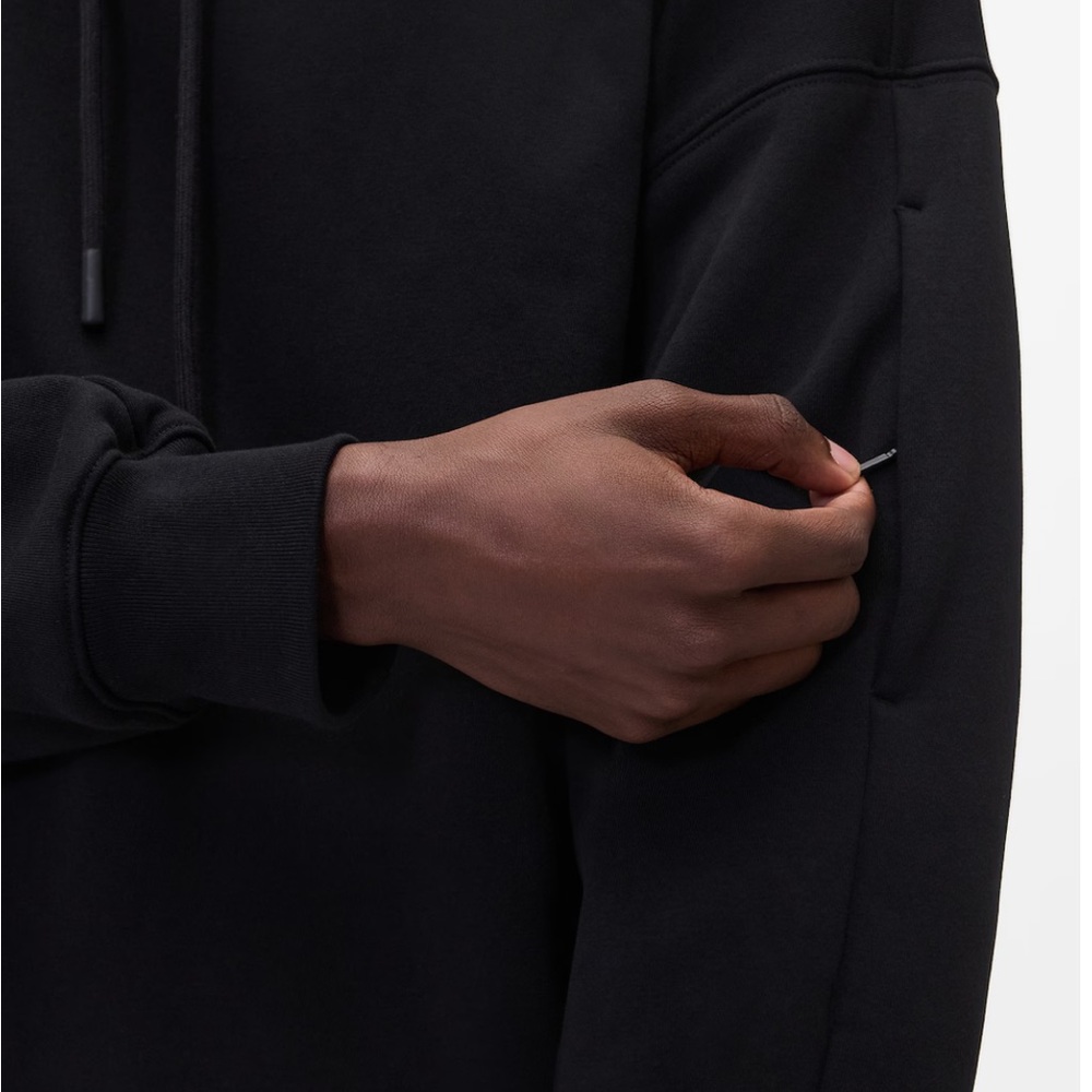 Gap x Beis Heavyweight Travel Hoodie
Black small NWT - Picture 9 of 10